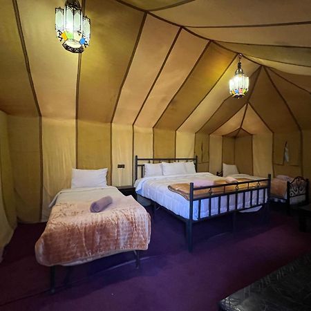 Starlit Camp 호텔 메르주가 외부 사진