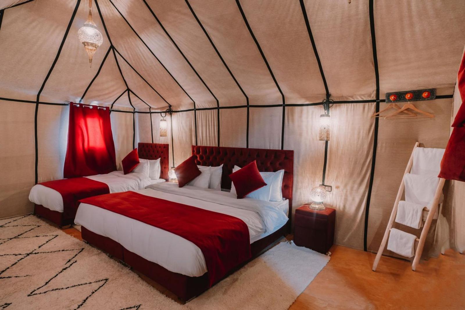 Starlit Camp 호텔 메르주가 외부 사진