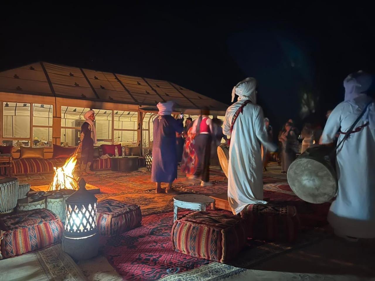 Starlit Camp 호텔 메르주가 외부 사진